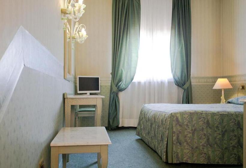 Номер Стандарт, Bentivoglio Residenza D'epoca