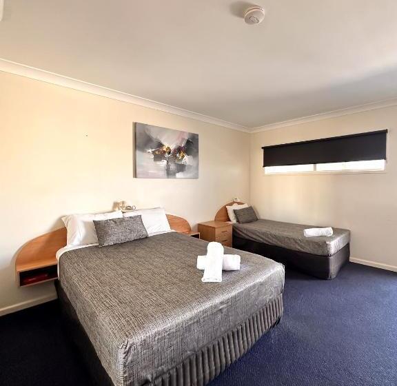 Трехместный Номер Deluxe, Boulevard Lodge Bundaberg