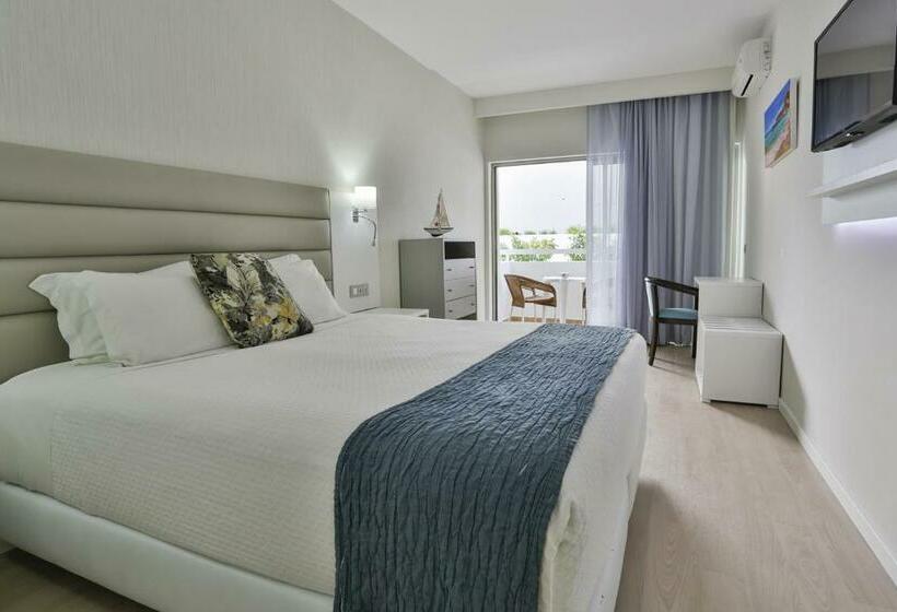 اتاق استاندارد در طبقه همکف, Carvi Beach
