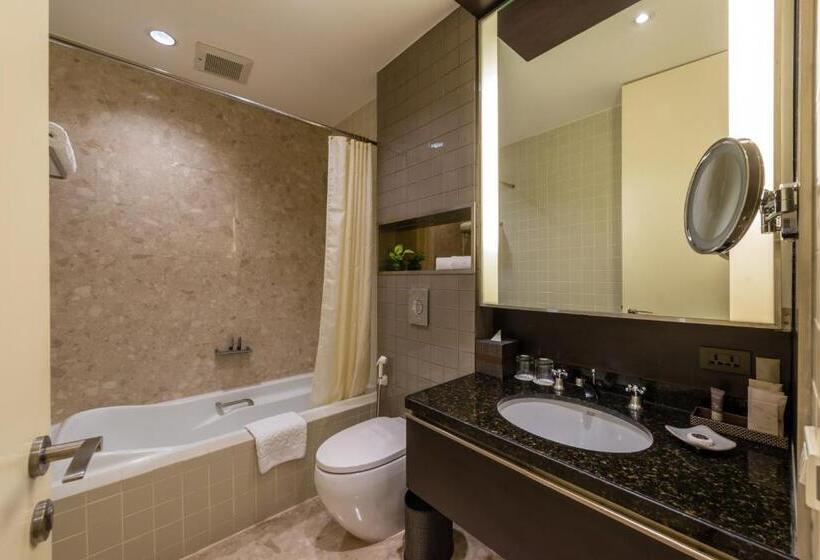 سوییت لوکس, Emporium Suites By Chatrium