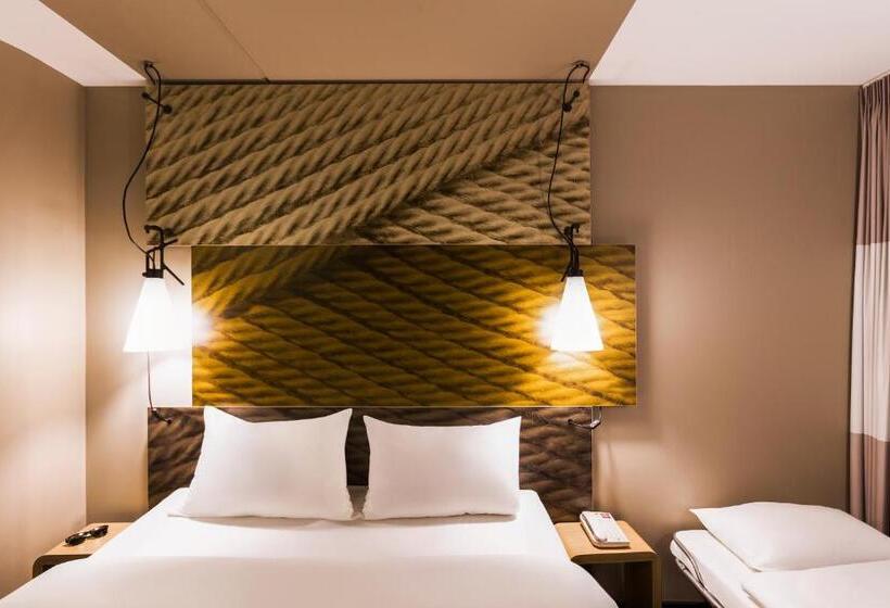 اتاق استاندارد سه نفره, Ibis Amsterdam City West