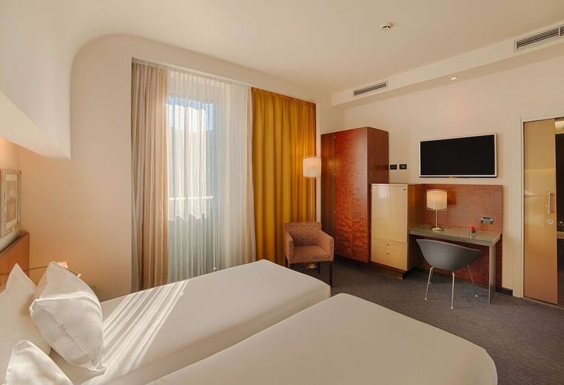 اتاق استاندارد, NH Bergamo