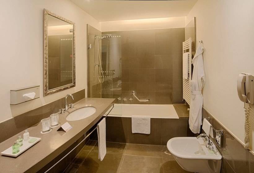 اتاق سوپریور, NH Bergamo