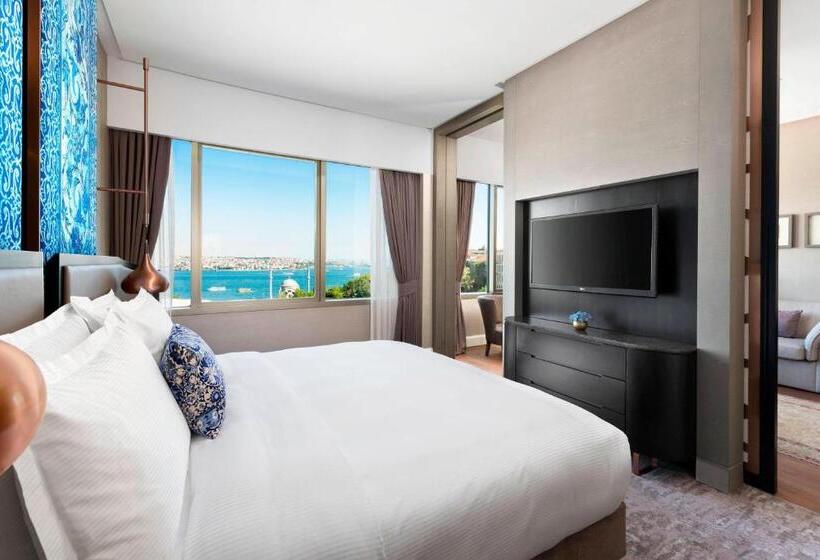 سوئیت کلاب, The Ritz Carlton, Istanbul At The Bosphorus