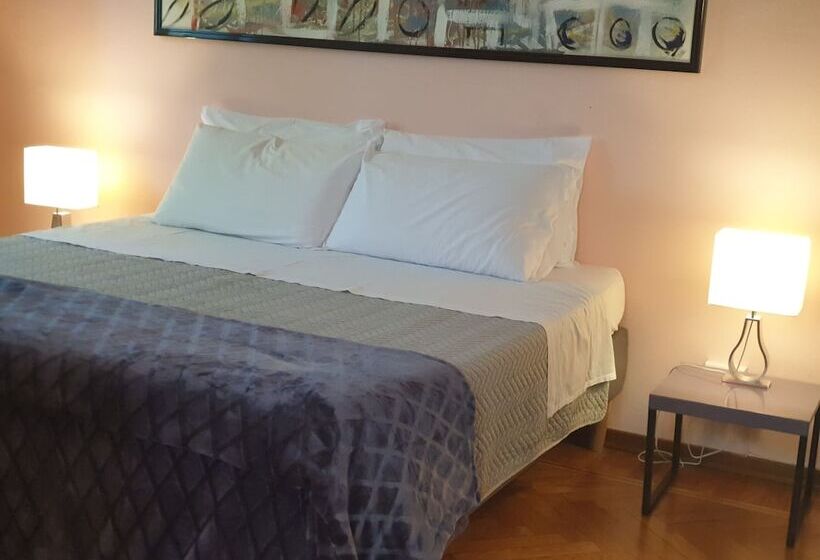 غرفة قياسية ثلاثية, B&b Villa Al Parco