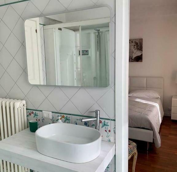 اتاق استاندارد, B&b Vela Sea