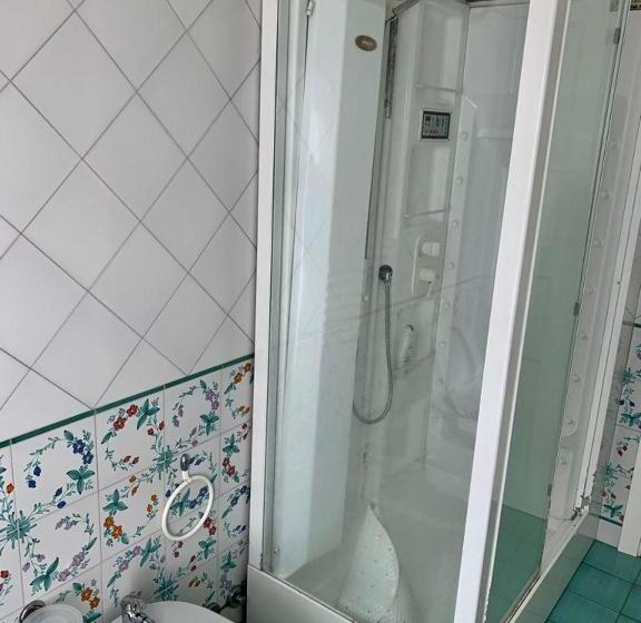 اتاق استاندارد, B&b Vela Sea