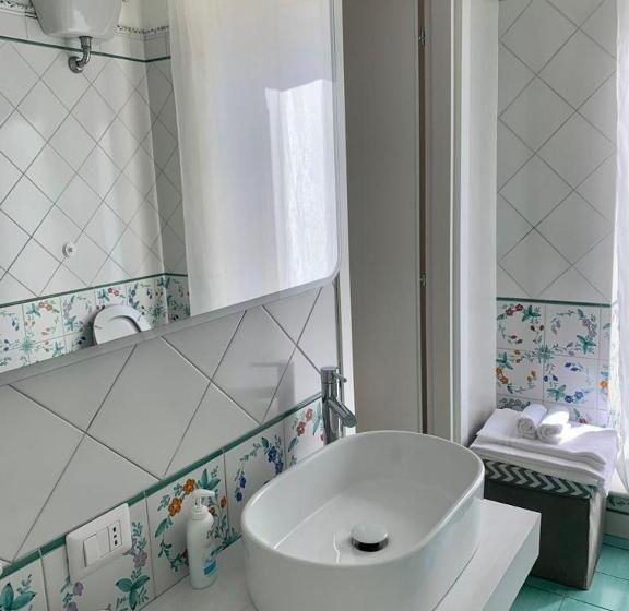 اتاق استاندارد, B&b Vela Sea