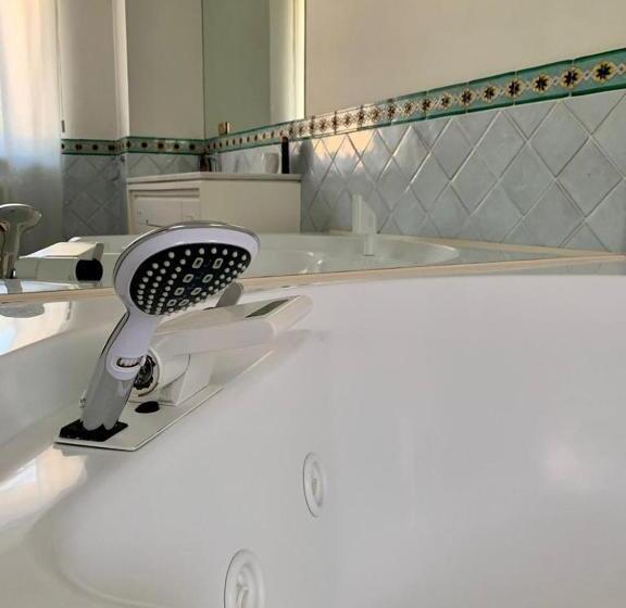 سوییت, B&b Vela Sea