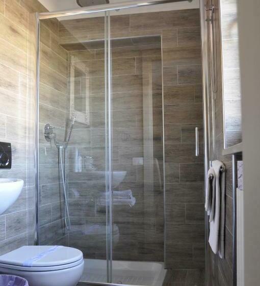 Quarto Quádruplo Deluxe, B&b Albornoz