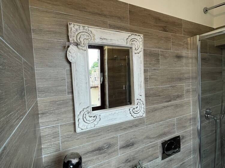 اتاق لوکس چهار تخته, B&b Albornoz
