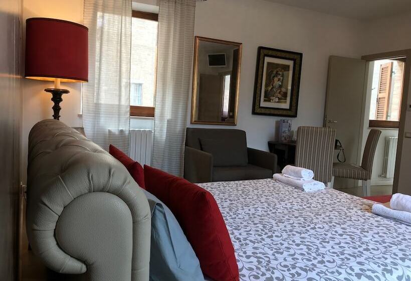 اتاق لوکس چهار تخته, B&b Albornoz