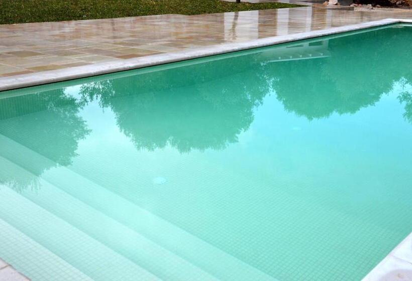 اتاق استاندارد سه نفره, Masseria Fragnale