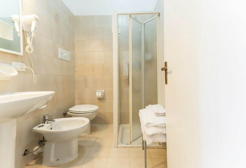 Quarto Estandar, Benaco Mavras