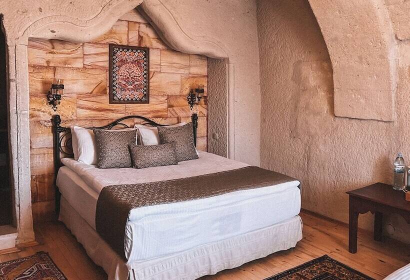 Номер Стандарт, Local Cave House