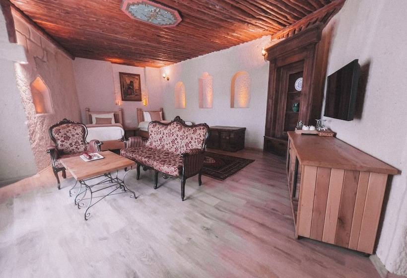 Семейный Номер, Local Cave House