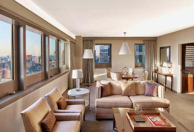 带大床的套房, The Westin New York at Times Square