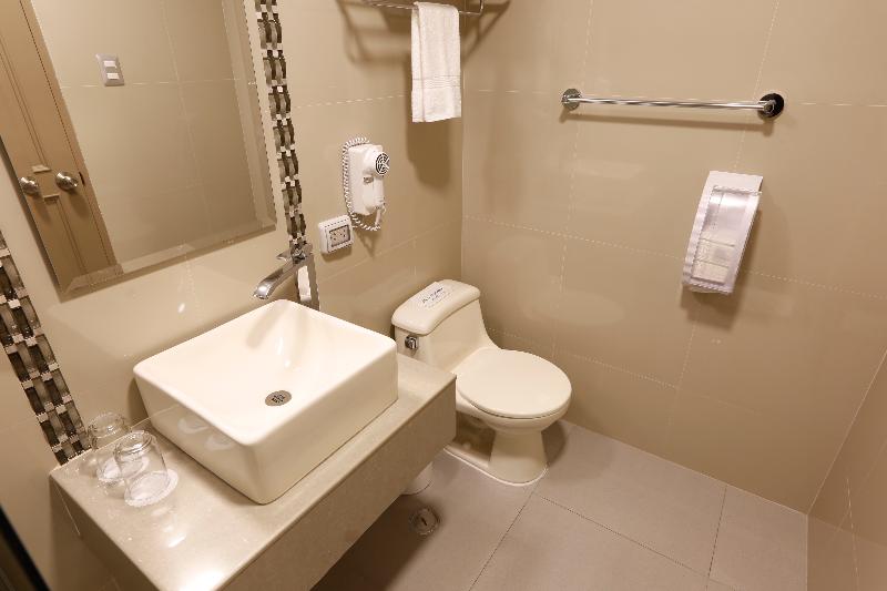 اتاق استاندارد, Casa Andina Standard Trujillo Plaza