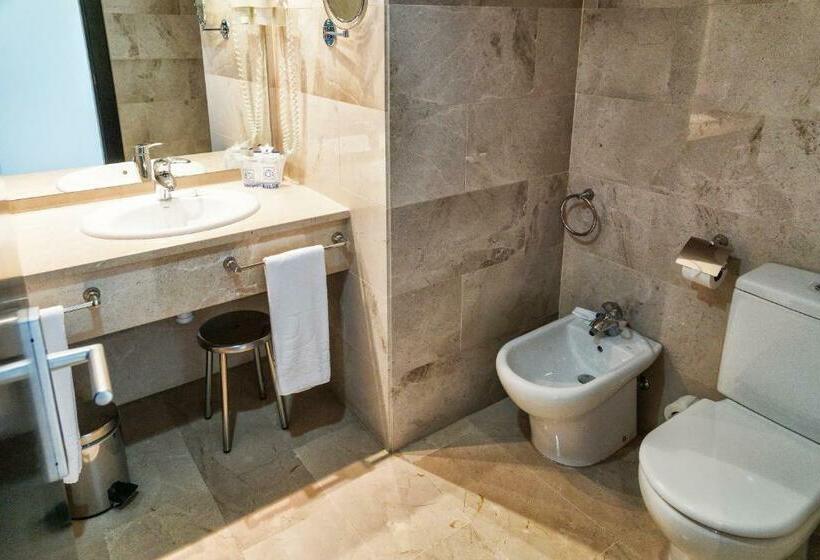 3 Bedroom Suite, Senator Águilas