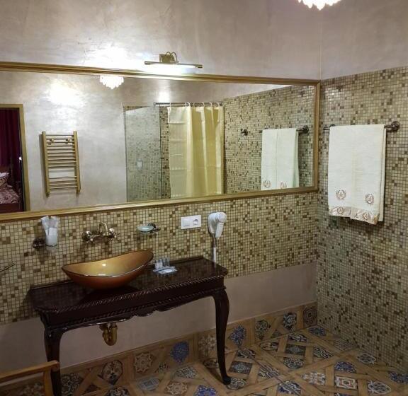 اتاق سوپریور, Nf Palace Old City Bucharest