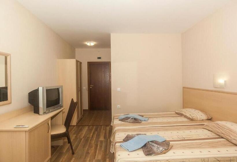 ファミリールーム, Ravda Bay Guest House