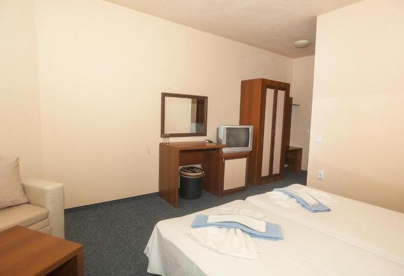 Семейный Номер, Ravda Bay Guest House