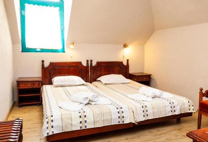 Апартаменты 3 Спальни, Ravda Bay Guest House