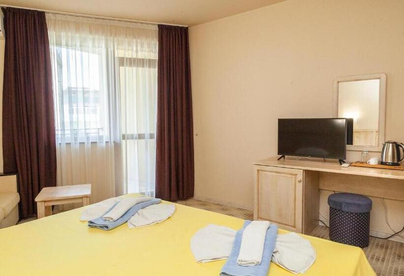 ファミリールーム, Ravda Bay Guest House