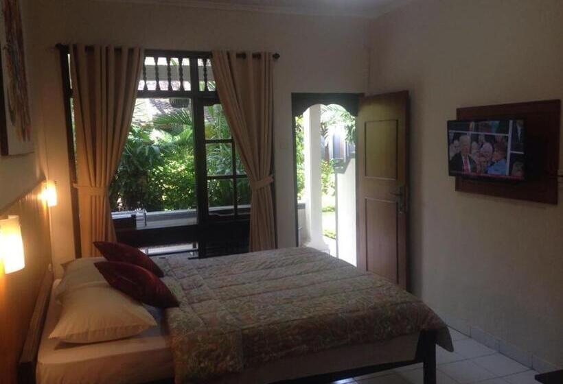 Номер Superior, Dewa Bharata Bungalows Candidasa