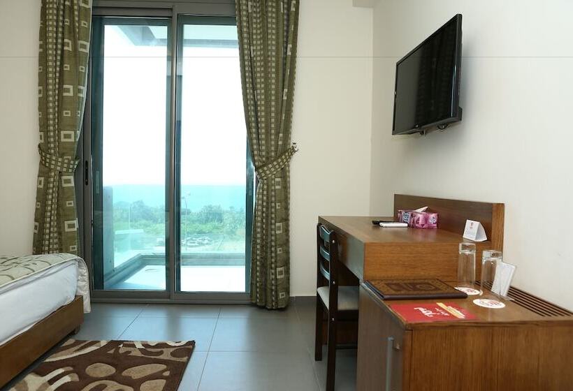 اتاق لوکس با چشم‌انداز دریا, Guias Hotel & Spa