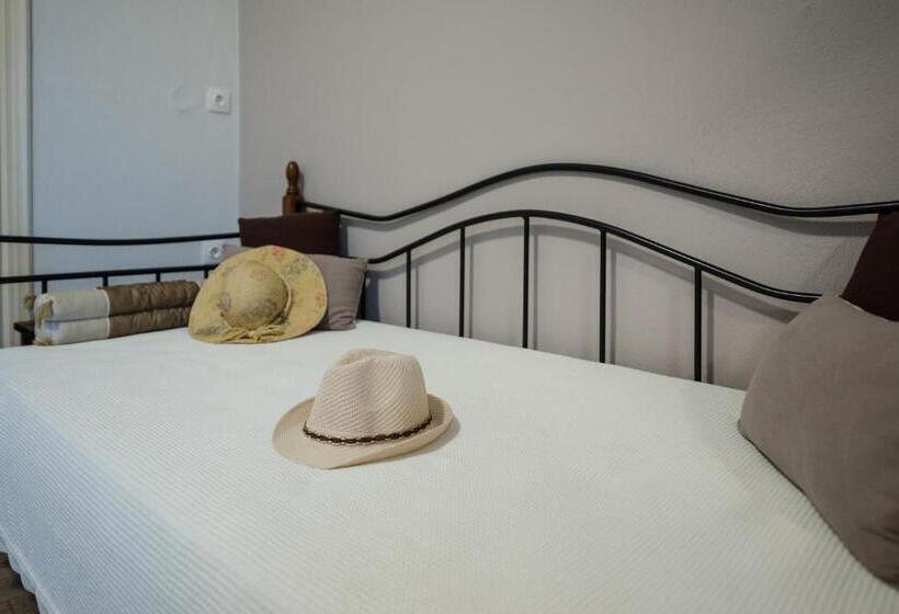 Triple Room Sea View, Stilvi