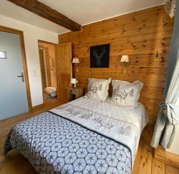 Номер Стандарт, Auberge De La Foret
