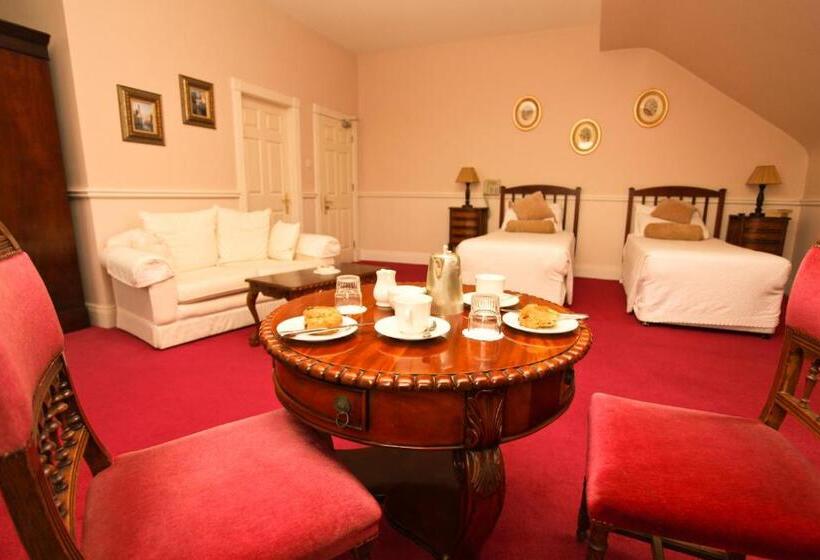 Полулюкс Вид на Сад, Kilcooly S Country House