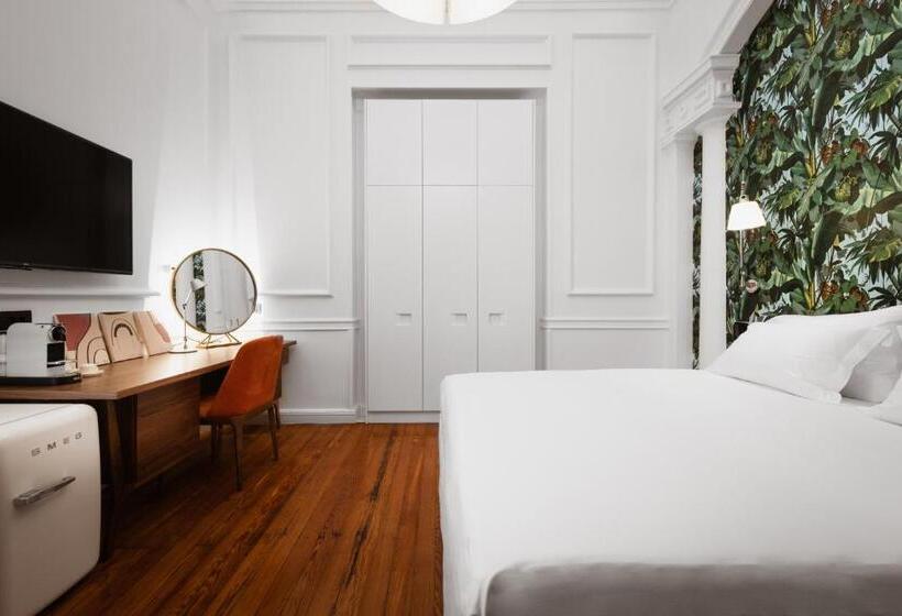اتاق استاندارد با تخت بزرگ, The Bold Type Hotel, A Member Of Design Hotels