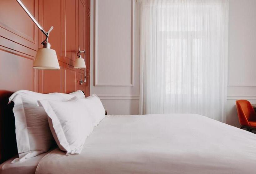 اتاق استاندارد با تخت بزرگ, The Bold Type Hotel, A Member Of Design Hotels