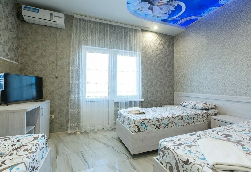 اتاق کلاسیک سه تخته, Morskoi Veter