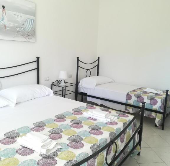 اتاق سوپریور سه تخته, Casa Malo