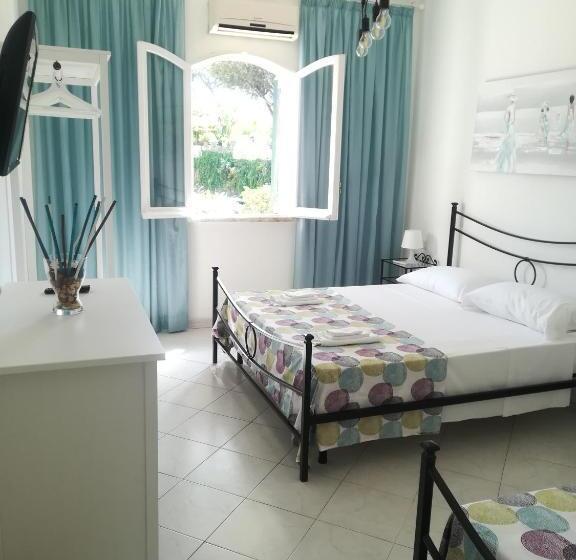 اتاق سوپریور سه تخته, Casa Malo