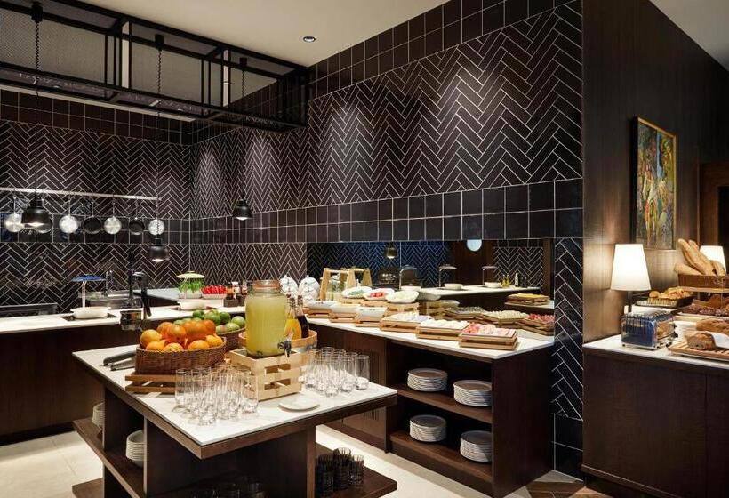 Premium room with terrace, Four Points By Sheraton Prishtina City