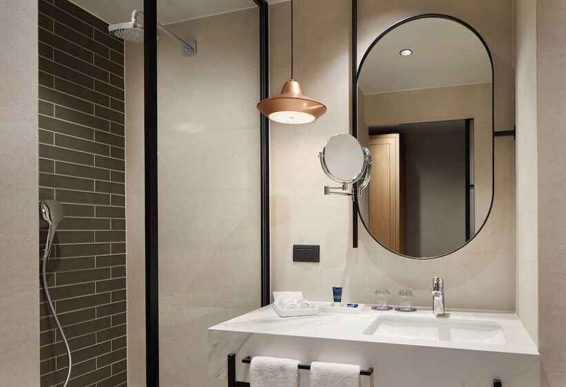 اتاق پرمیوم, Four Points By Sheraton Prishtina City