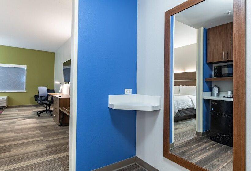 Люкс Адаптированный для Инвалидов, Holiday Inn Express & Suites   Moundsville, An Ihg