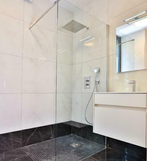 استودیوی استاندارد, Residenza Leca Colonna