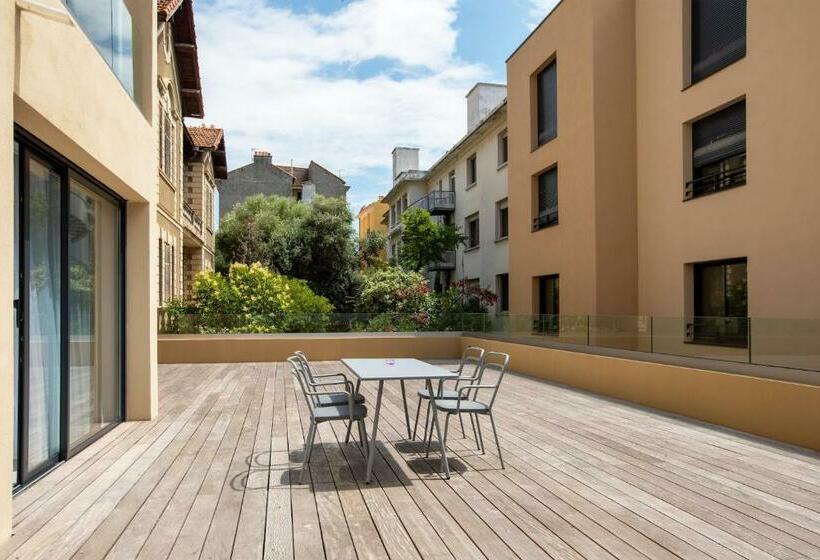 آپارتمان 1 خوابه, Residenza Leca Colonna