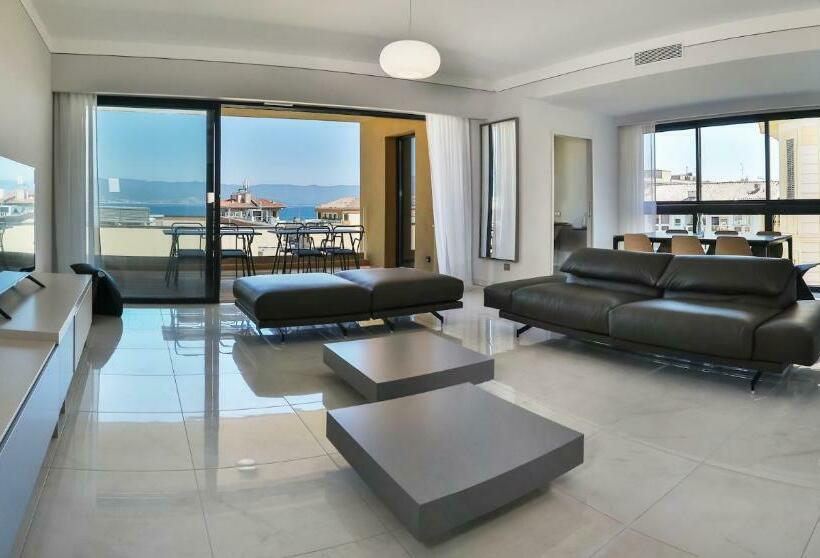 آپارتمان 2 خوابه, Residenza Leca Colonna