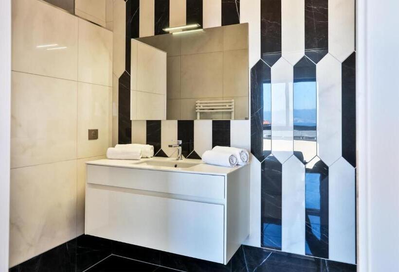 آپارتمان 1 خوابه با چشم‌انداز دریا, Residenza Leca Colonna