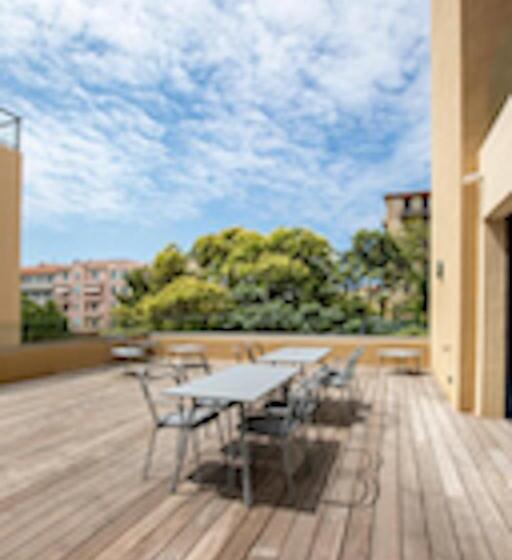 آپارتمان 1 خوابه با تراس, Residenza Leca Colonna
