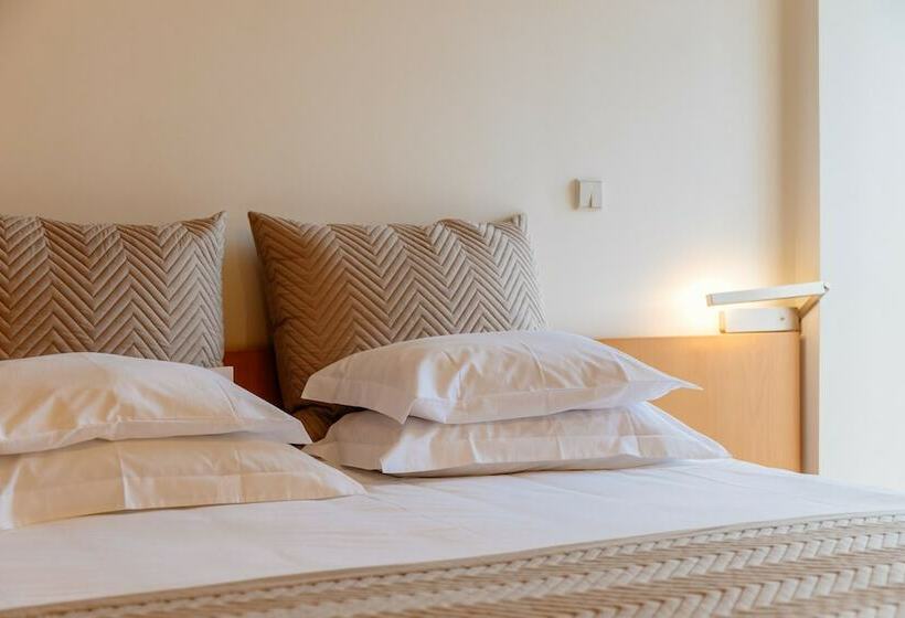 اتاق استاندارد با چشم‌انداز زمین, Axis Ponte De Lima Golf Resort