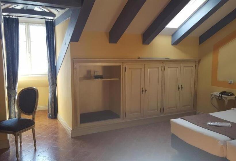Superior room with lake view, Cannobio