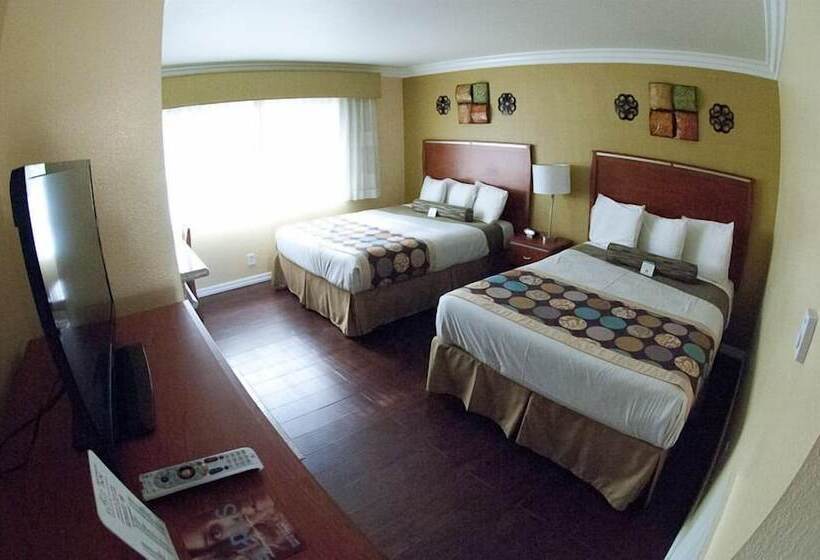 Номер Стандарт 2 Двуспальные Кровати, Deer Haven Inn