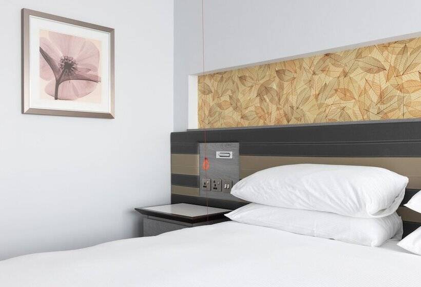 اتاق استاندارد برای معلولان, Doubletree By Hilton Edinburgh  Queensferry Crossing
